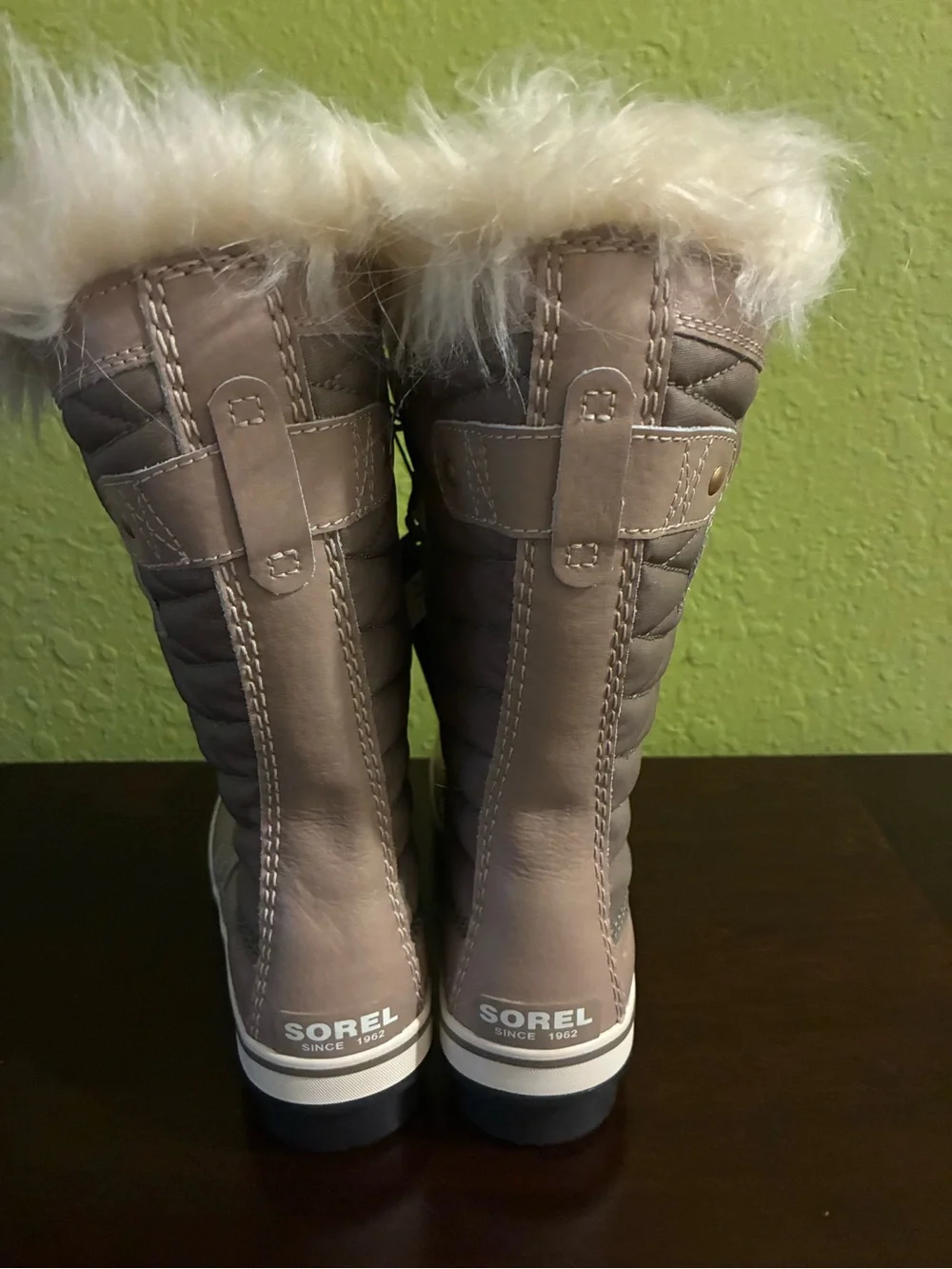Sorel Womens Tofino ll Insulated Waterproof Winter Boots brand new w/tag size 5